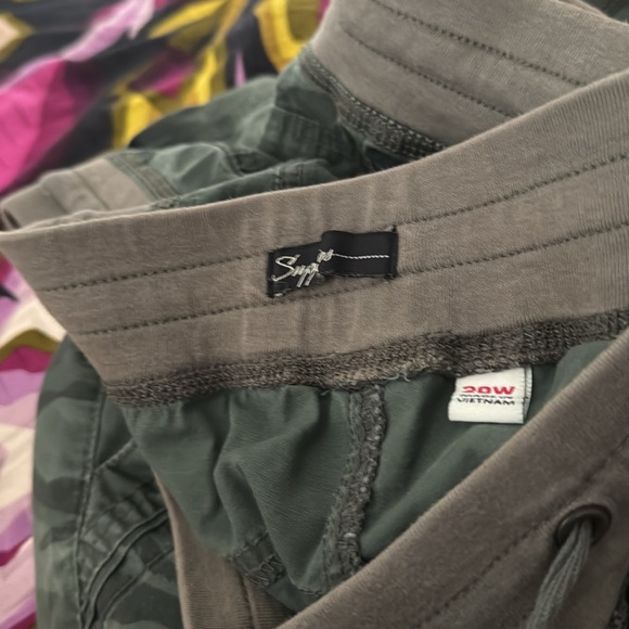 Cargo Shorts - Picture 5 of 5